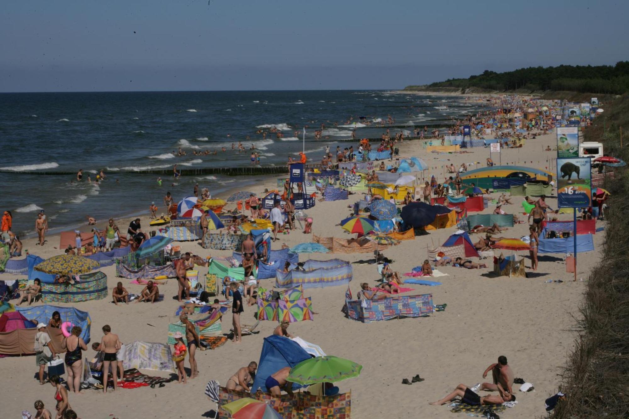 Caloroczne Domki Nad Morzem I Jeziorem Jezierzany 外观 照片